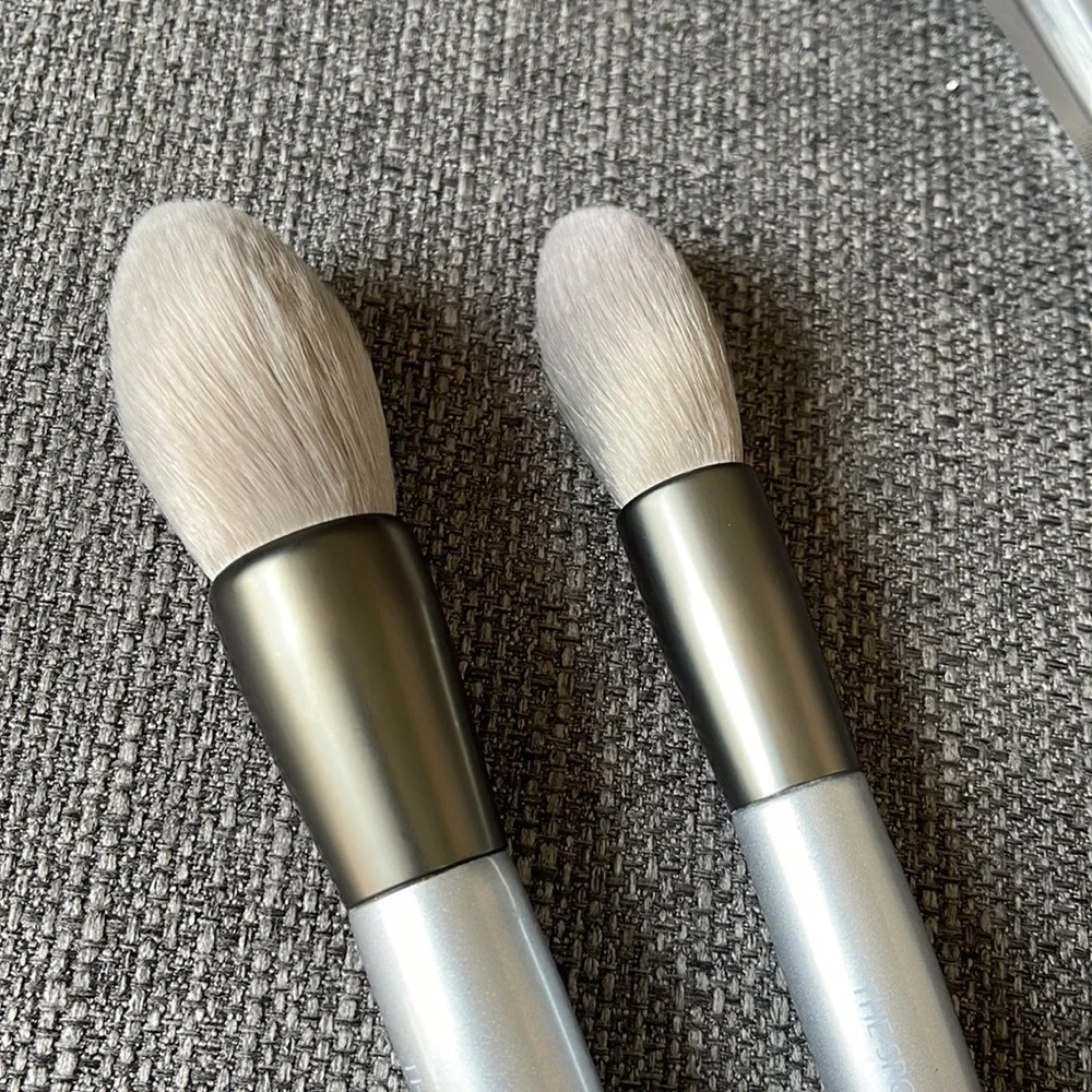 Belle En Argent - Bronze & Buff Makeup Brush Duo